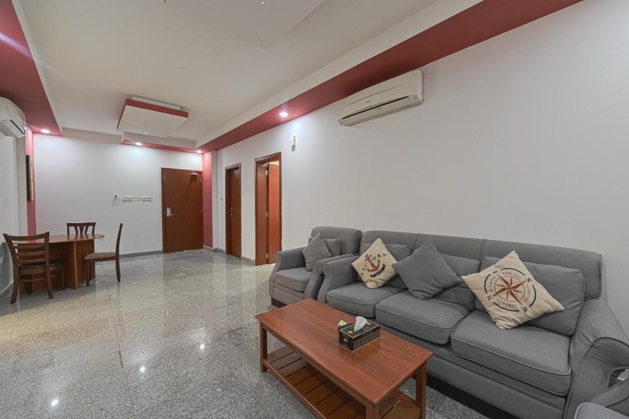Platinium Hotel Apartments Seeb Dış mekan fotoğraf
