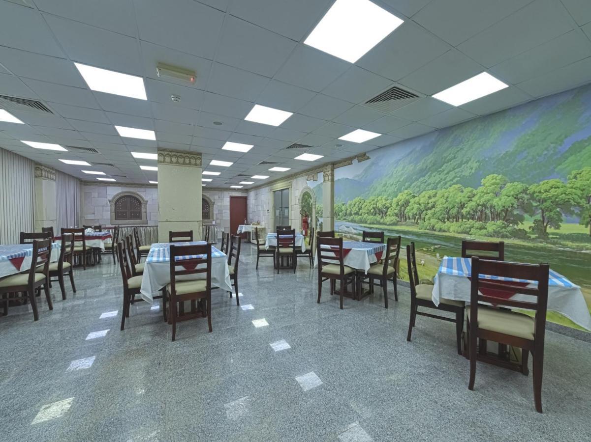 Platinium Hotel Apartments Seeb Dış mekan fotoğraf
